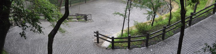 Path on the grounds of Kiyomizu Temple in Kyoto
