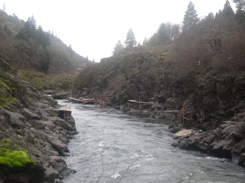 Unstable but apparently effective fishing platforms