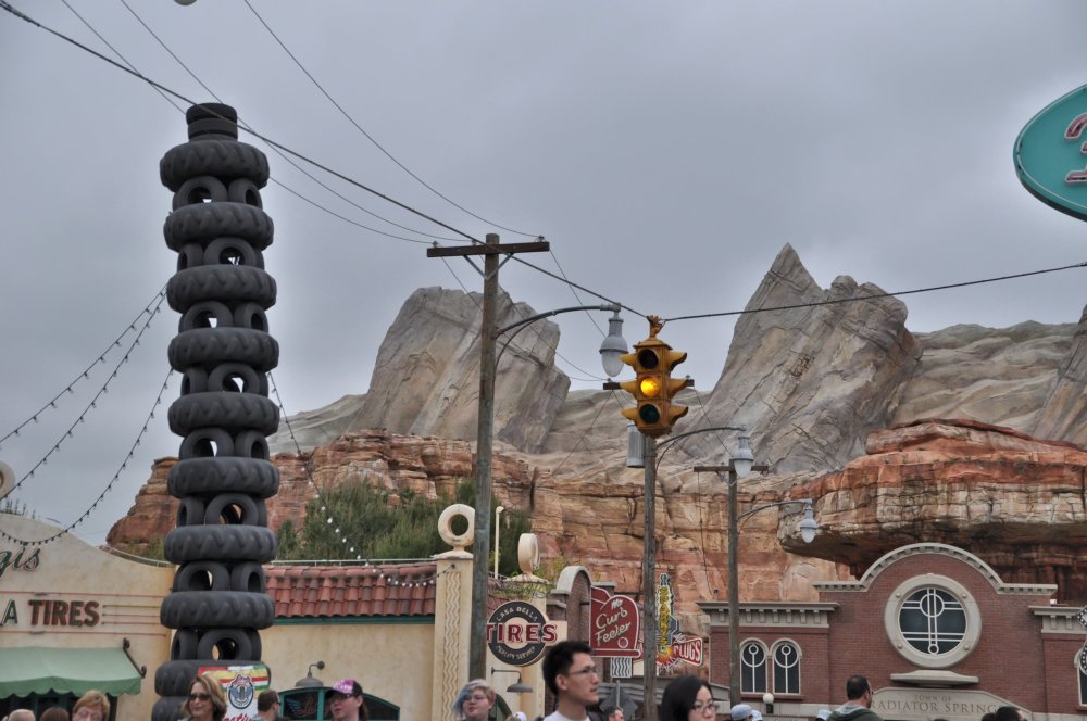 Looking at the rock cliffs from the downtown Radiator Springs community.
