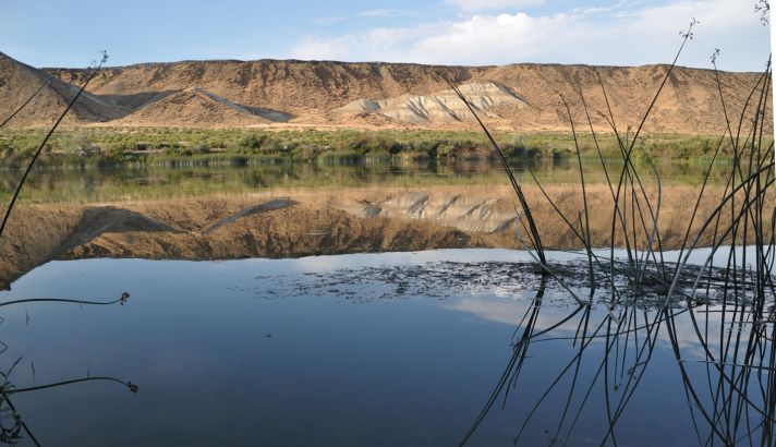 View across the Snake River from Pa & Chelle's house.