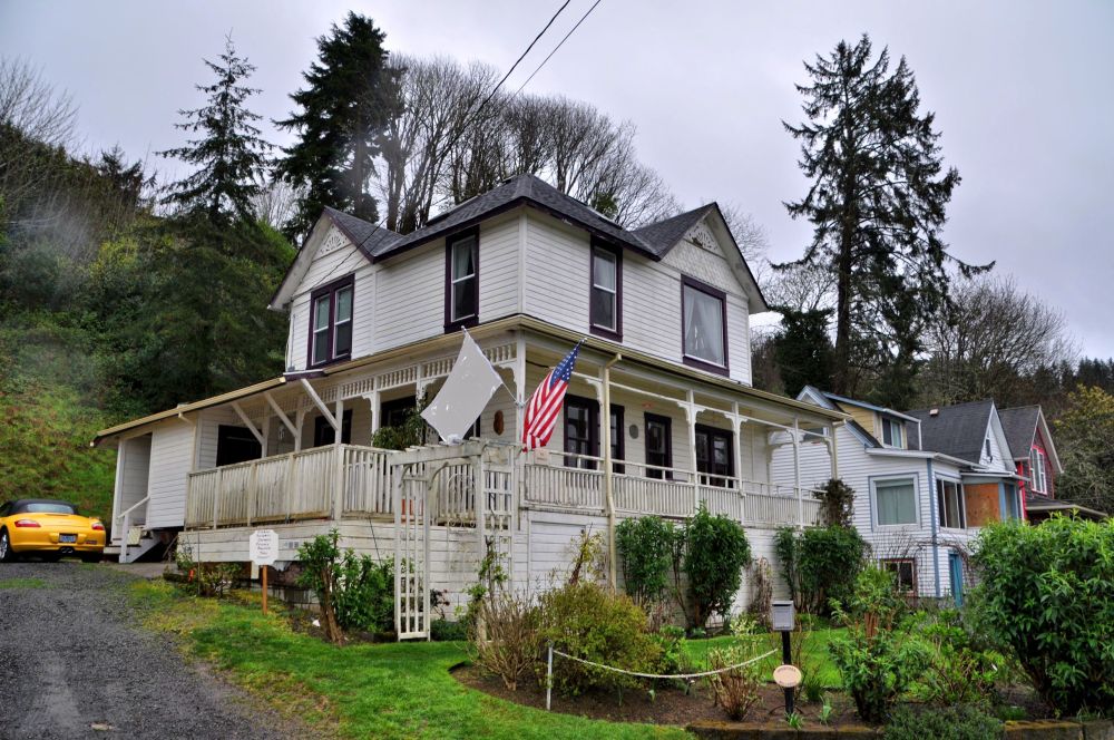 Mikey's House. Goonies Never Say Die!