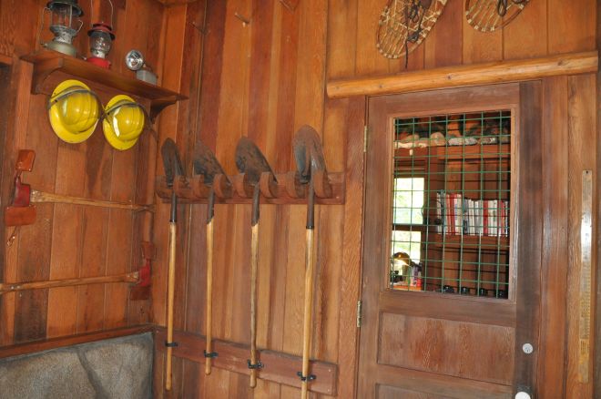 Just like last year, I was impressed with the attention to detail in creating realistic scenes to entertain and educate. At the Redwook Creek Challenge, we explored a U.S. Forest Service fire lookout tower.