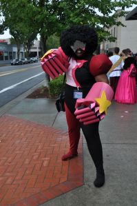 This is the best Garnet cosplay there ever was.