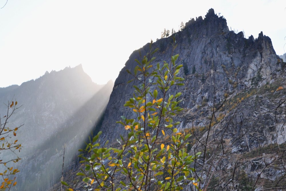 The sun and Snow Creek Wall put on one last show for me by way of goodbye.