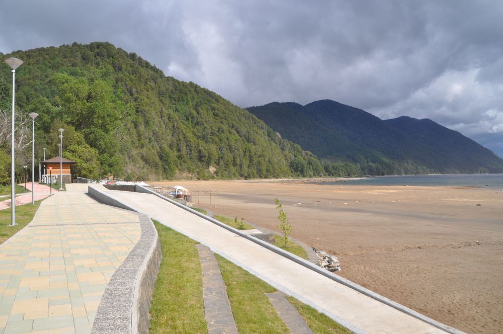 Lago Caburgua, in between dust clouds. It's a tiny, nondescript town, and this beautifully built lakeshore was unexpected.